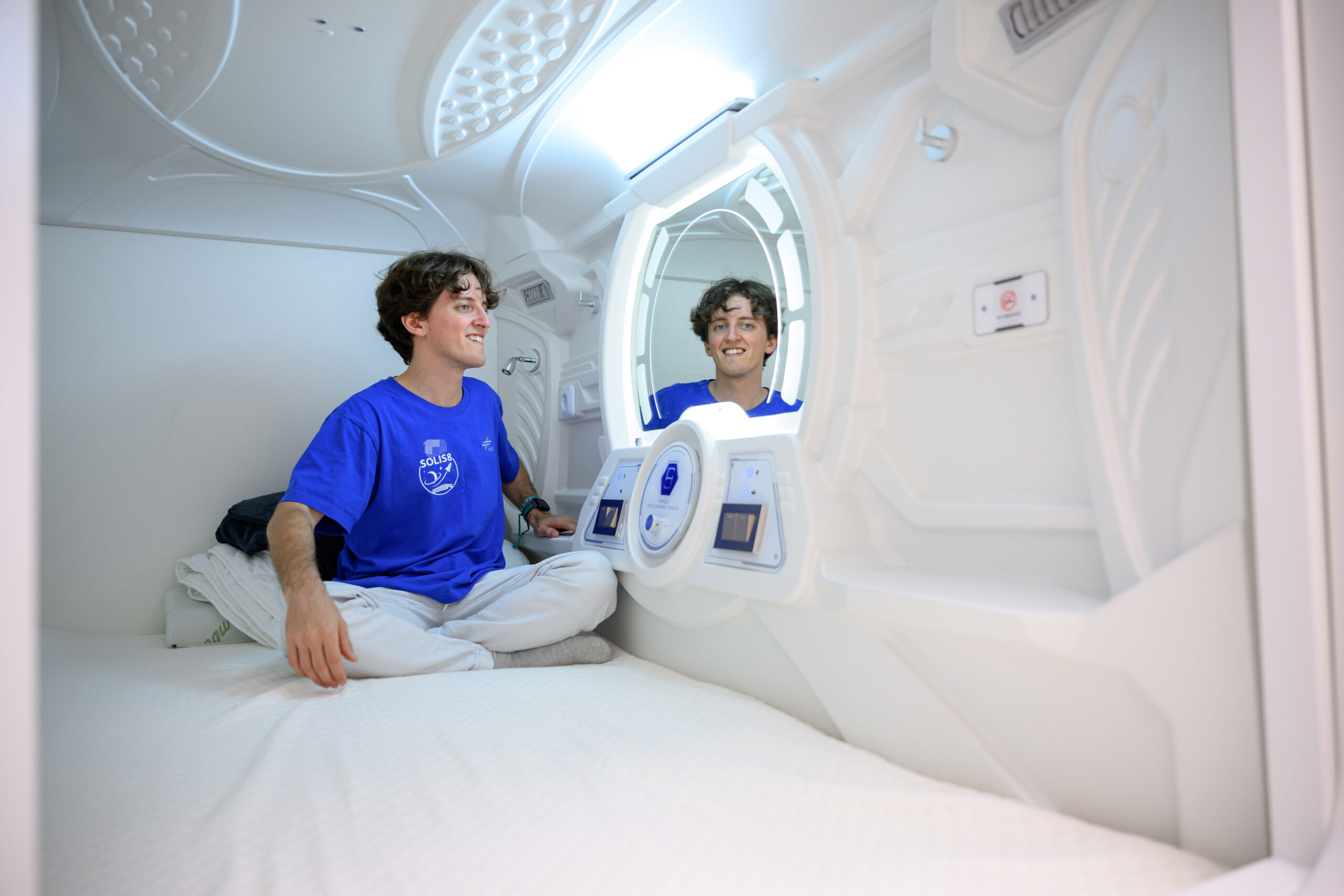 Proband der Isolationsstudie SOLIS in seiner Schlafkapsel. © DLR. Alle Rechte vorbehalten.